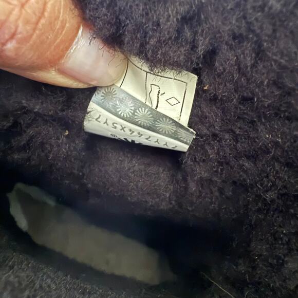 UGG Leather Classic Short Boots size 7 - Picture 9 of 10